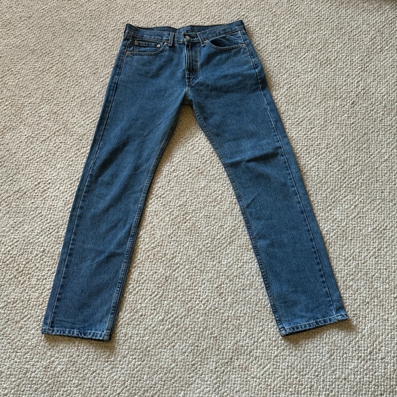 Levi’s Strauss Straight Leg Demin Jeans - Picture 2 of 8